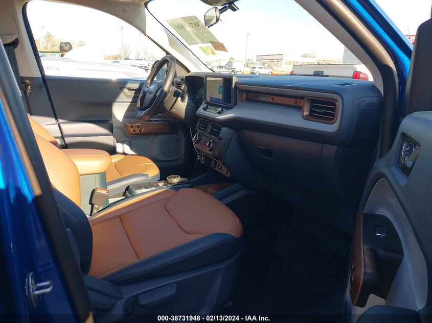 VIN 3FTTW8M30RRA04657 2024 FORD MAVERICK LARIAT