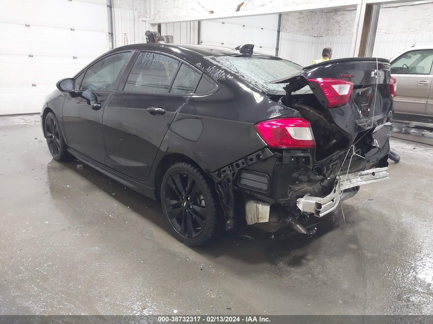2018 CHEVROLET CRUZE LT AUTO - 1G1BE5SM7J7193059