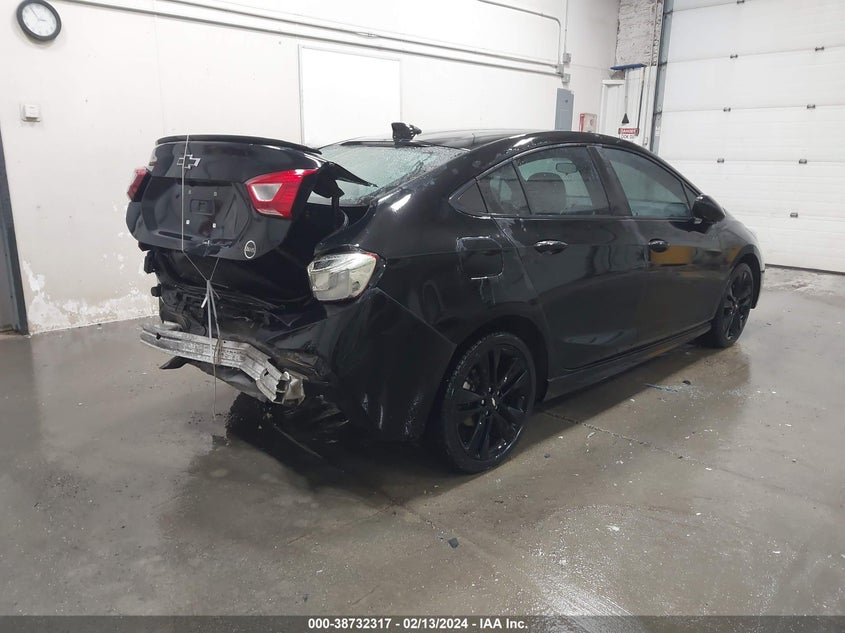 2018 CHEVROLET CRUZE LT AUTO - 1G1BE5SM7J7193059