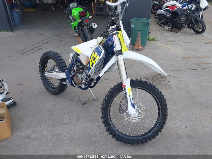 HUSQVARNA TE 150I 2023