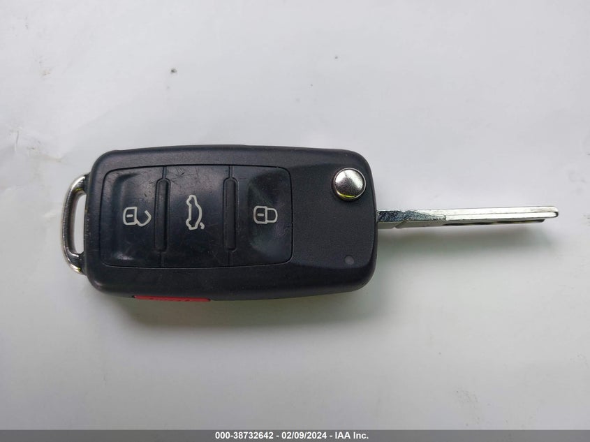 2016 VOLKSWAGEN BEETLE 1.8T SE - 3VW507AT4GM802384