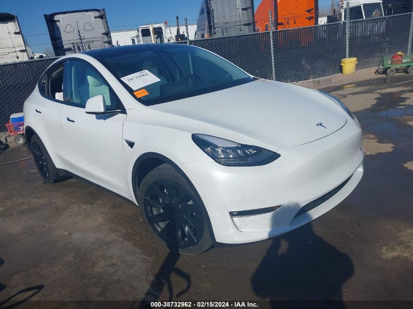 2021 TESLA MODEL Y LONG RANGE DUAL MOTOR ALL-WHEEL DRIVE - 5YJYGDEE7MF283790