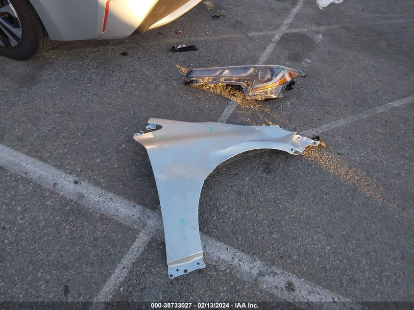 2022 TOYOTA COROLLA HYBRID LE - JTDEAMDE8N3006148