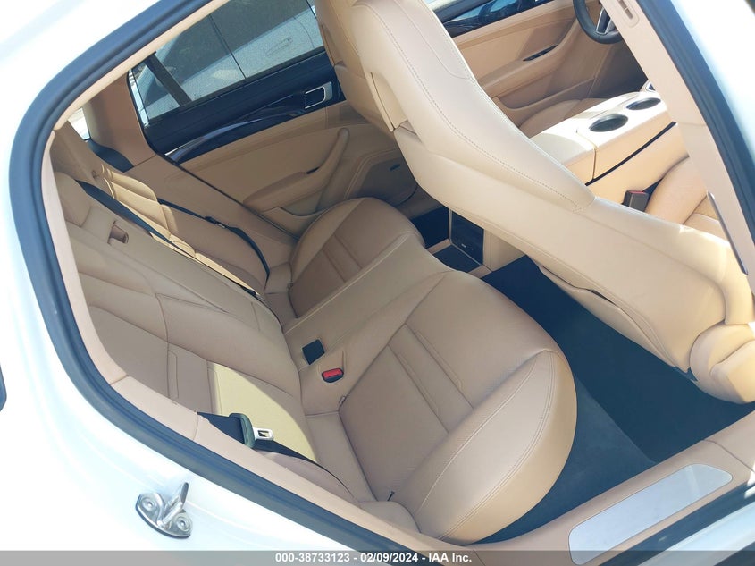 VIN WP0AA2A78LL104229 2020 PORSCHE PANAMERA 4