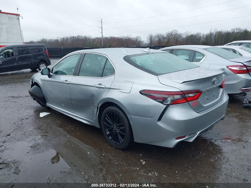 2021 TOYOTA CAMRY SE - 4T1G11AK4MU588657