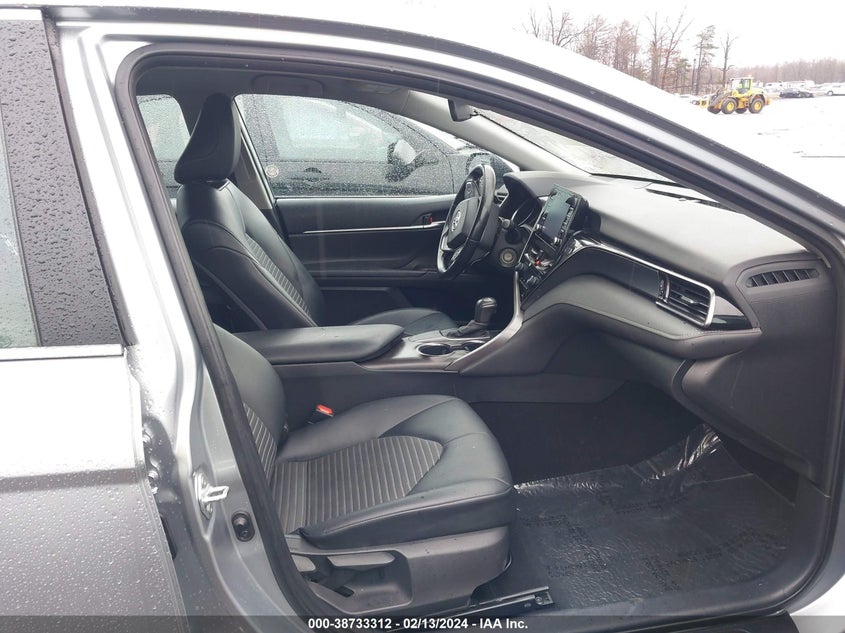 2021 TOYOTA CAMRY SE - 4T1G11AK4MU588657