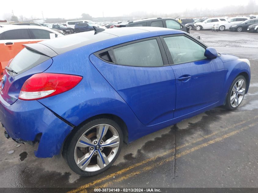 2013 Hyundai Veloster Base W/Black VIN: KMHTC6AD2DU149870 Lot: 38734149