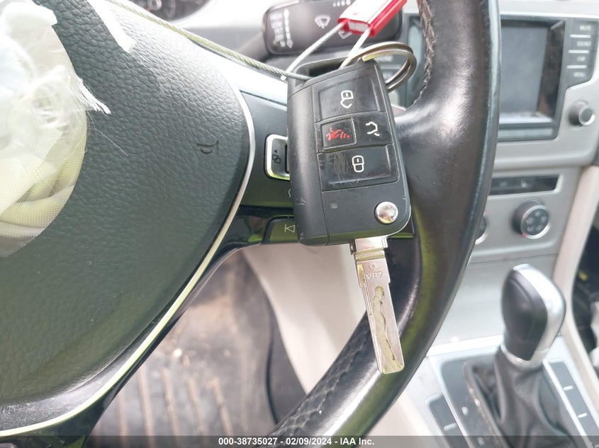 2015 VOLKSWAGEN GOLF TSI SE 4-DOOR - 3VW217AU4FM093835