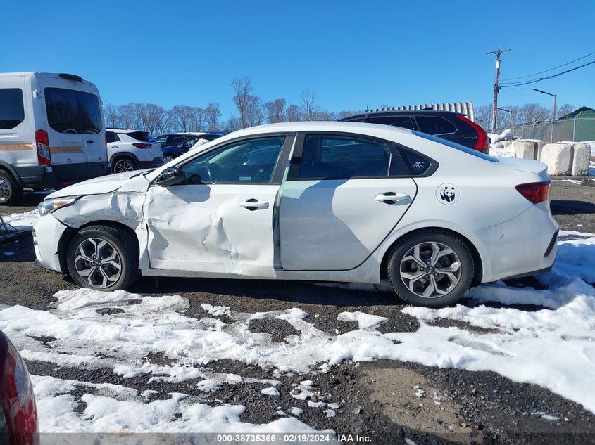 2019 KIA FORTE LXS - 3KPF24AD0KE044927