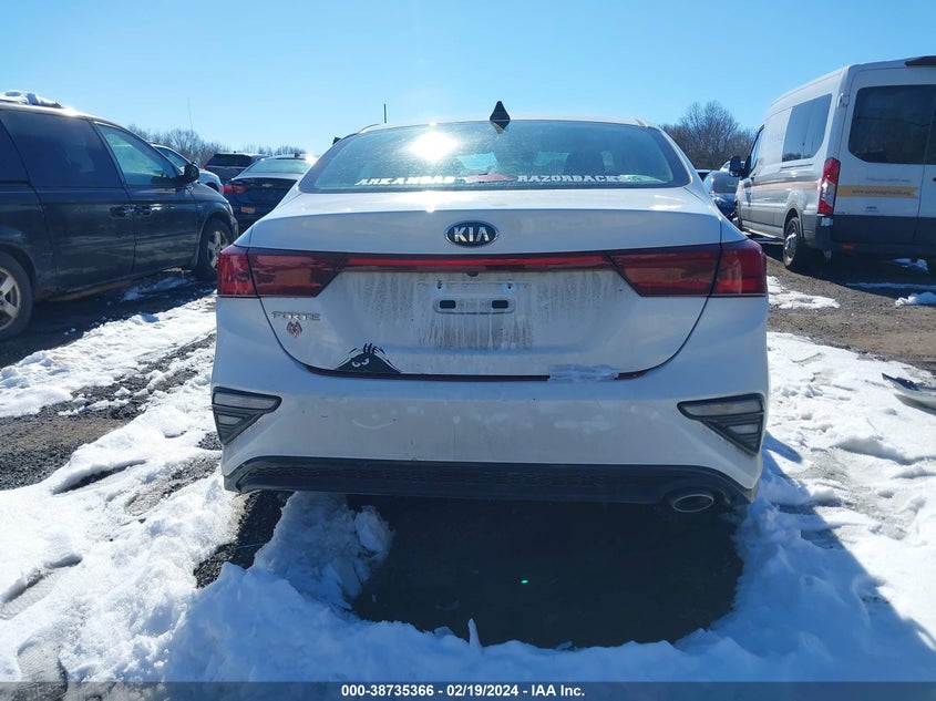 2019 KIA FORTE LXS - 3KPF24AD0KE044927