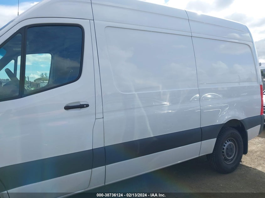 2022 MERCEDES-BENZ SPRINTER 1500 STANDARD ROOF I4 - W1Y70BGY1NT089892