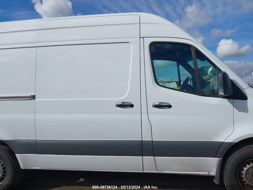 2022 MERCEDES-BENZ SPRINTER 1500 STANDARD ROOF I4 - W1Y70BGY1NT089892