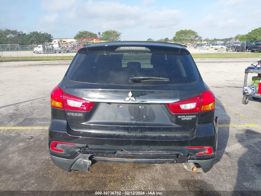 VIN JA4AP3AU3KU033017 2019 MITSUBISHI OUTLANDER SPORT 2.0 ES