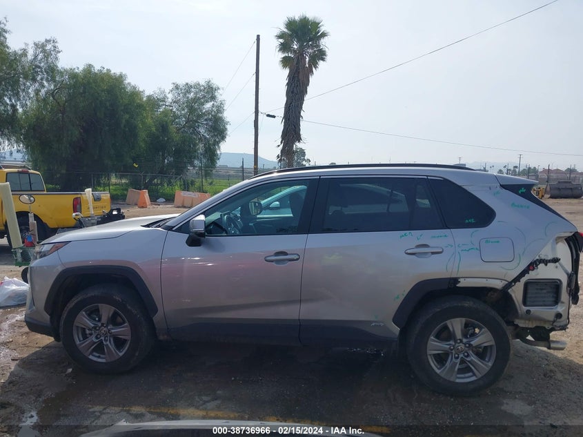 VIN 4T3RWRFV1PU094649 2023 TOYOTA RAV4 XLE HYBRID