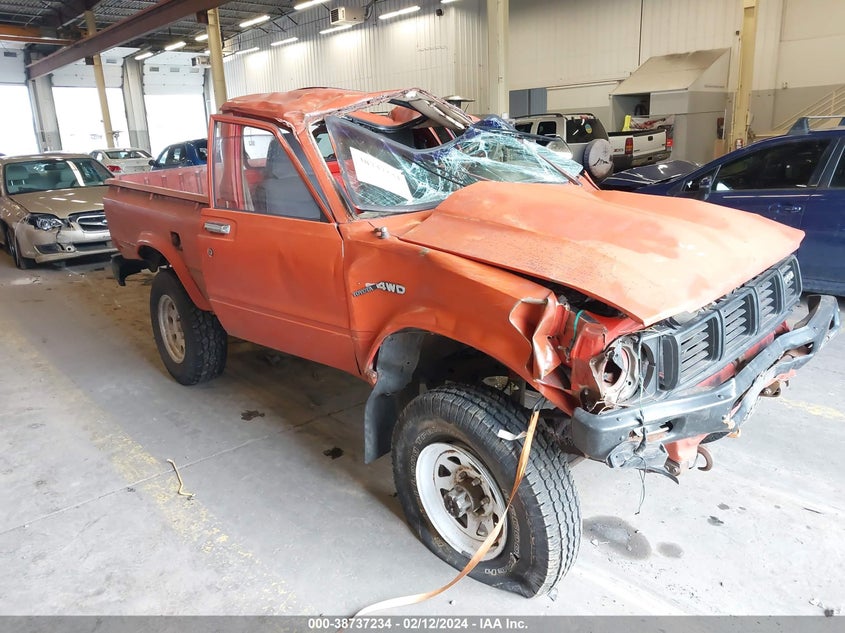 1979 TOYOTA PICKUP/CAB CHASIS