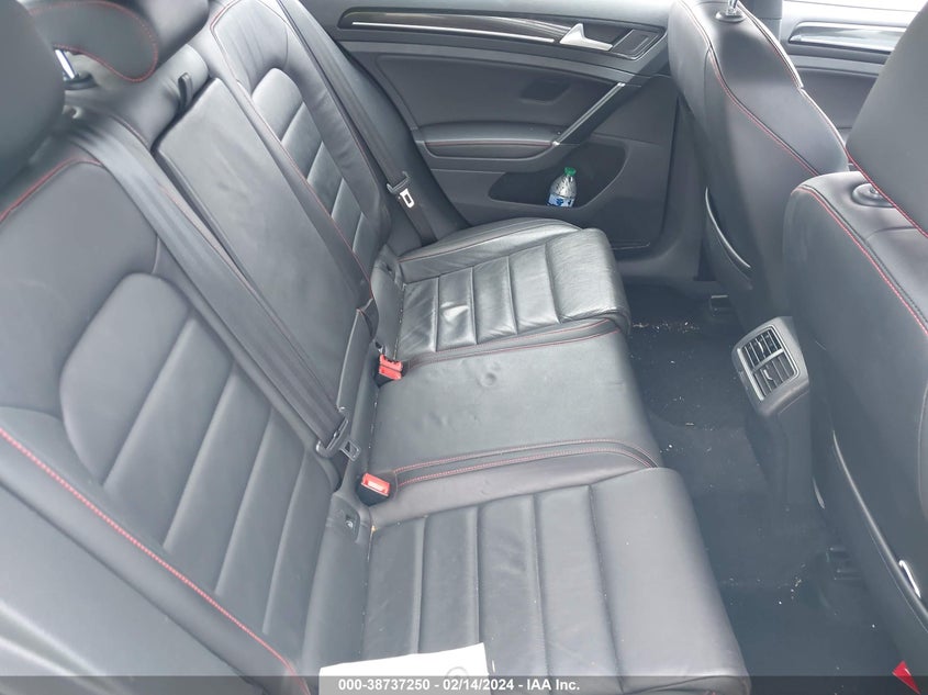 2016 VOLKSWAGEN GOLF GTI S/SE/AUTOBAHN - 3VW4T7AU0GM068242
