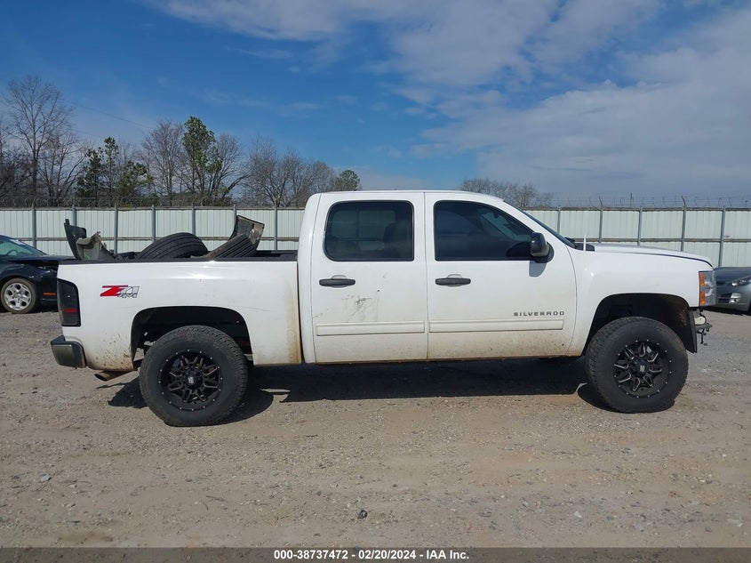 2013 CHEVROLET SILVERADO 1500 LT - 3GCPKSE73DG228246