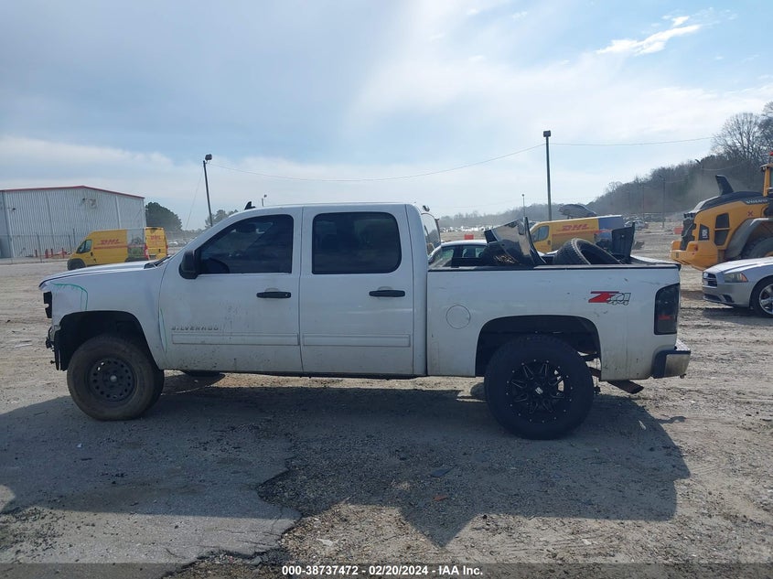 2013 CHEVROLET SILVERADO 1500 LT - 3GCPKSE73DG228246