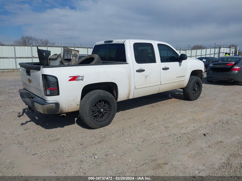 2013 CHEVROLET SILVERADO 1500 LT - 3GCPKSE73DG228246
