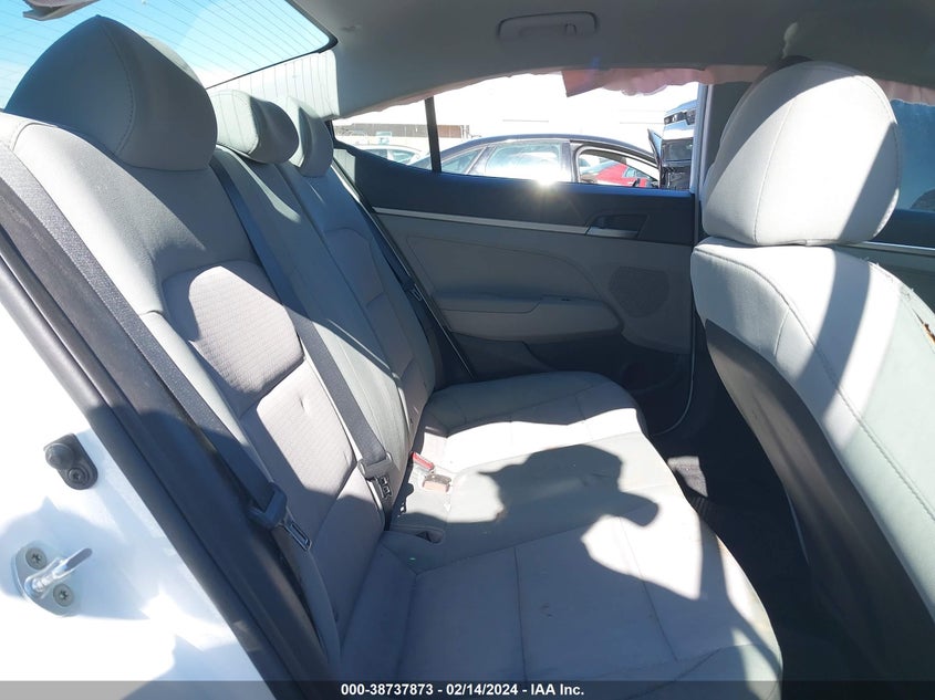 VIN 5NPD74LF5HH086330 2017 HYUNDAI ELANTRA SE
