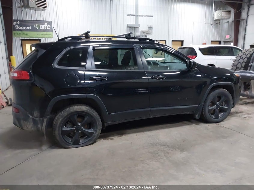 VIN 1C4PJMCB4JD582226 2018 JEEP CHEROKEE LATITUDE