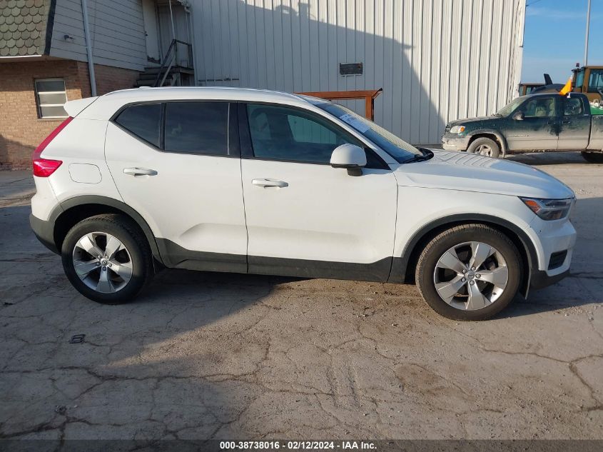 YV4AC2HK2L2210456 2020 Volvo Xc40 T4 Momentum