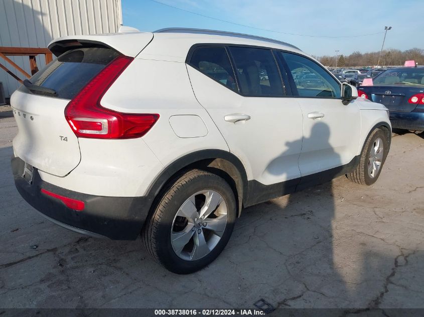 YV4AC2HK2L2210456 2020 Volvo Xc40 T4 Momentum