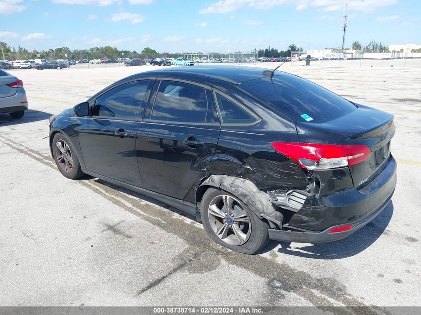 VIN 1FADP3F25JL227309 2018 FORD FOCUS SE