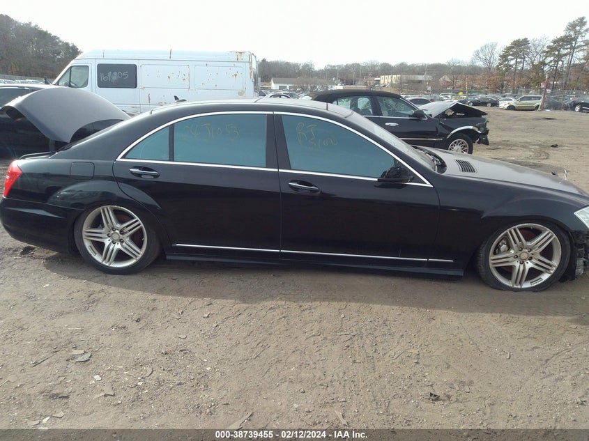 2013 MERCEDES-BENZ S 550 4MATIC WDDNG9EB1DA527244
