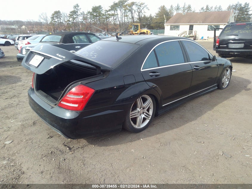 2013 MERCEDES-BENZ S 550 4MATIC WDDNG9EB1DA527244