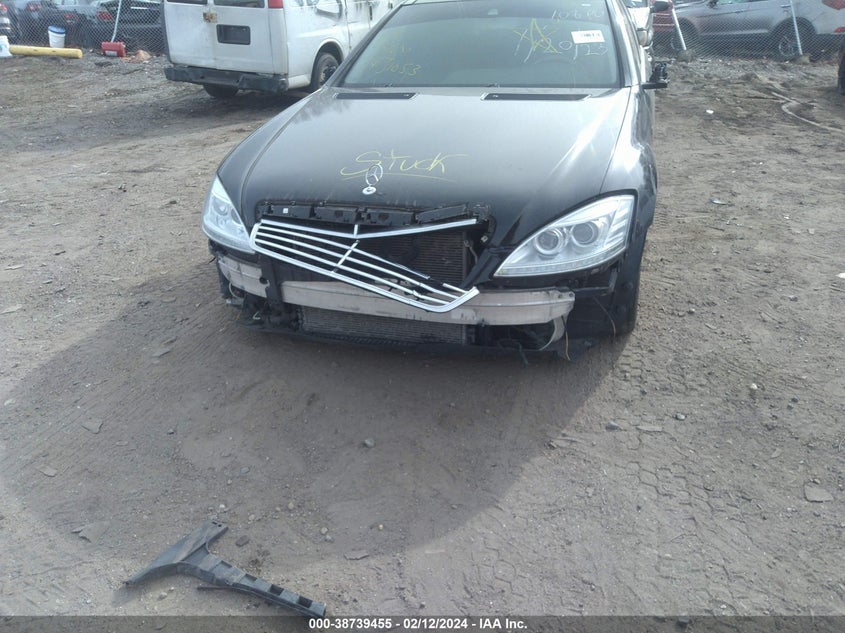 2013 MERCEDES-BENZ S 550 4MATIC WDDNG9EB1DA527244