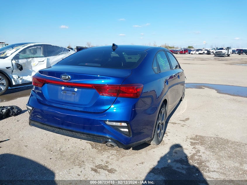 VIN 3KPF24AD1ME353986 2021 KIA FORTE LXS