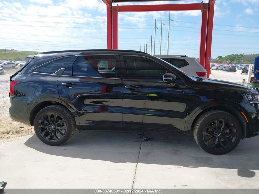 VIN 5XYRKDLF0NG091880 2022 KIA SORENTO SX