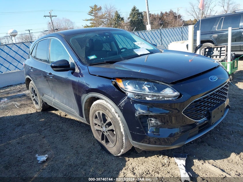 FORD ESCAPE SE 2021