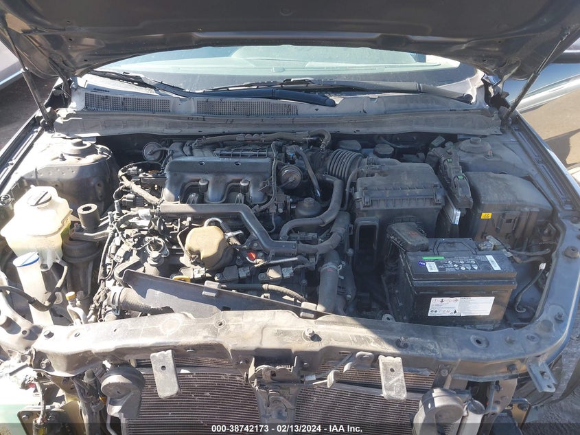 2016 KIA CADENZA PREMIUM KNALN4D70G5212680