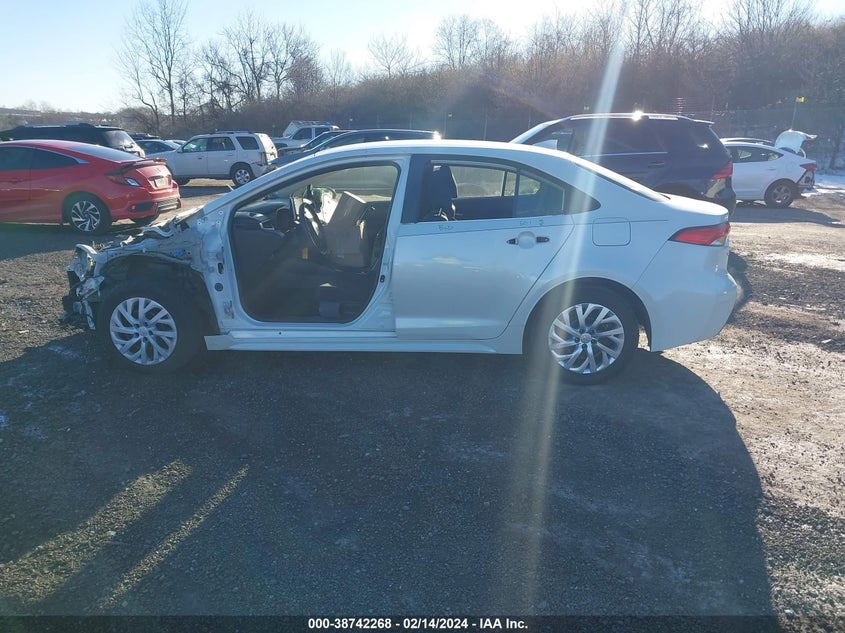 VIN JTDEPRAE9LJ003655 2020 TOYOTA COROLLA LE