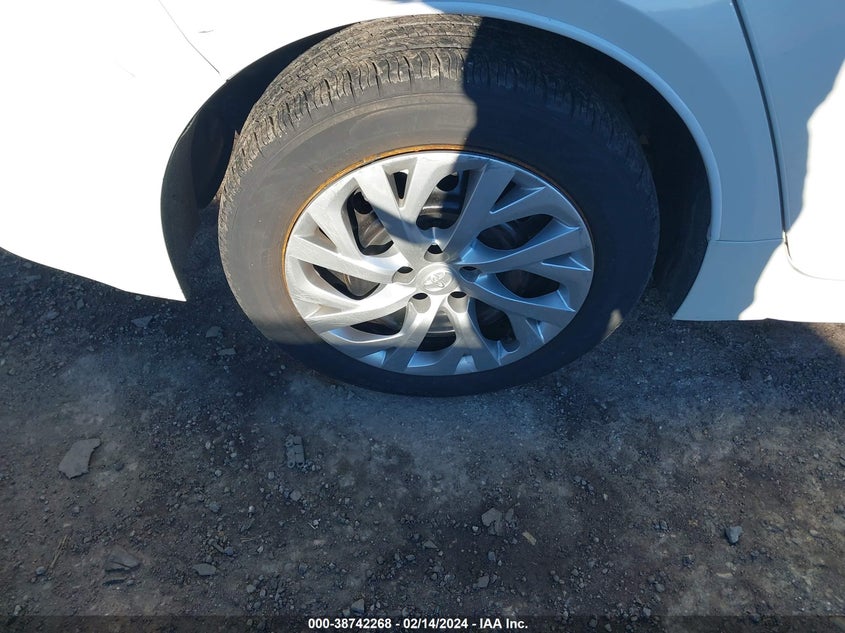 VIN JTDEPRAE9LJ003655 2020 TOYOTA COROLLA LE