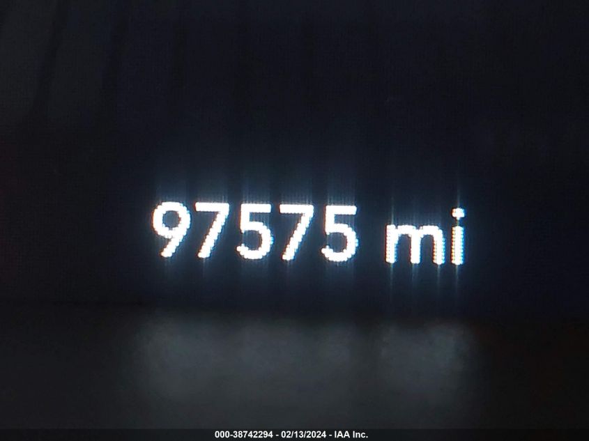 2020 DODGE CHALLENGER SXT - 2C3CDZAGXLH210983
