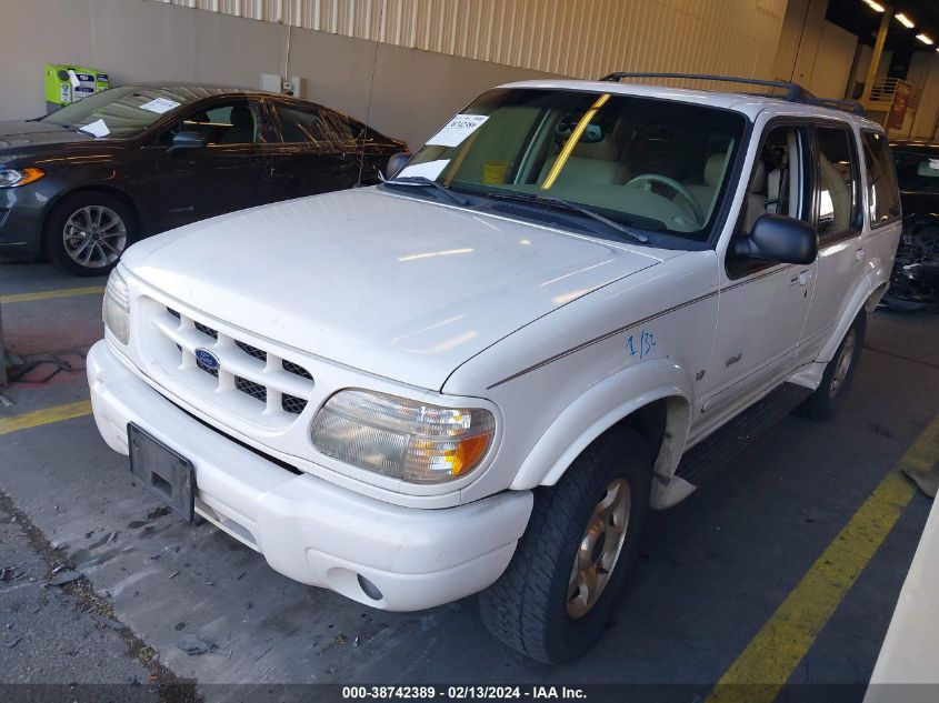 2000 Ford Explorer Limited VIN: 1FMDU85P8YZB37104 Lot: 38742389