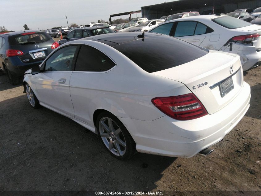 2015 Mercedes-Benz C 350 Sport VIN: WDDGJ5HB8FG335012 Lot: 38742456