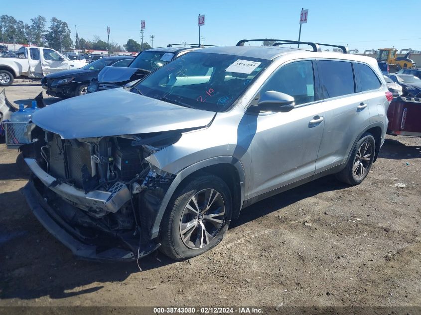 5TDZARFH5KS055176 2019 Toyota Highlander Le