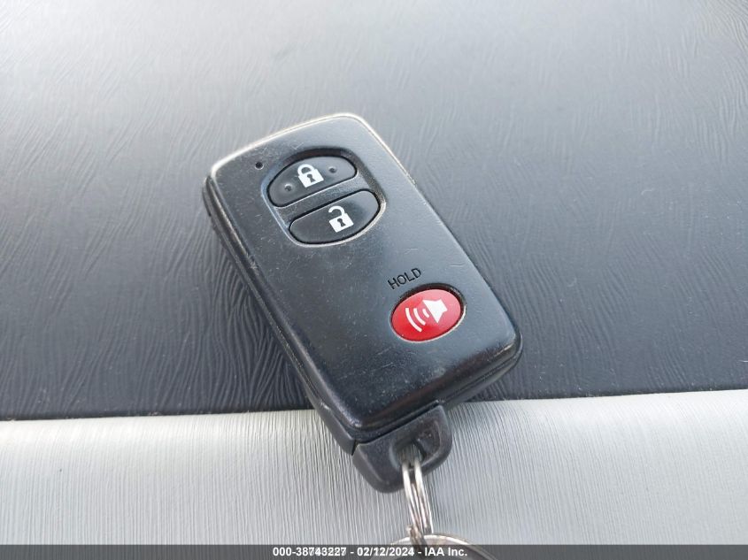 2012 TOYOTA PRIUS V VIN: JTDZN3EU6C3136903