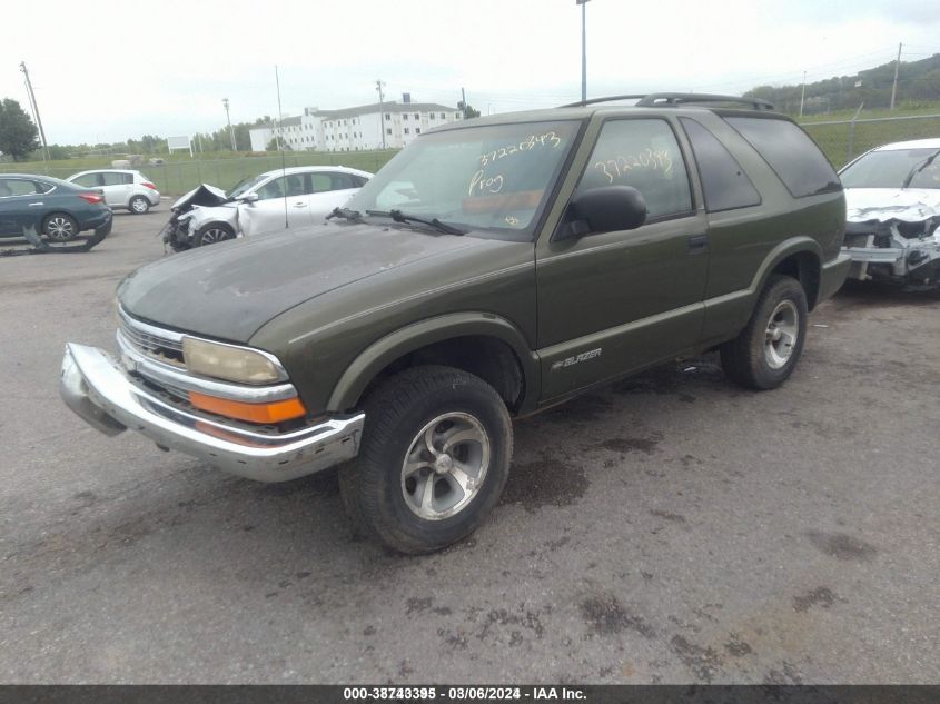 2001 Chevrolet Blazer Ls VIN: 1GNCS18W01K135790 Lot: 38743395