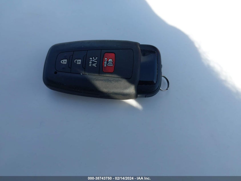 VIN JTDKARFP2J3085082 2018 TOYOTA PRIUS PRIME PLUS