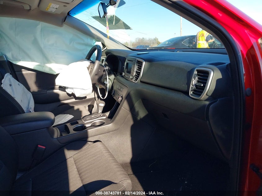VIN KNDPM3AC4H7206373 2017 KIA SPORTAGE LX