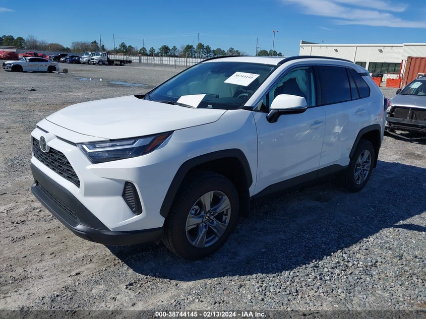 2024 TOYOTA RAV4 XLE - 2T3W1RFVXRC257689