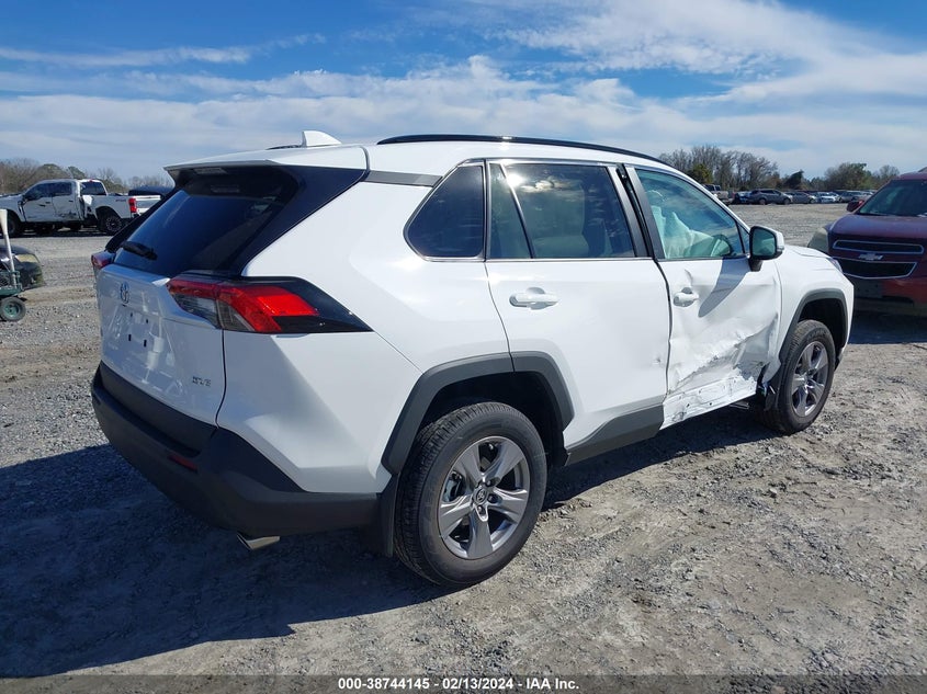 2024 TOYOTA RAV4 XLE - 2T3W1RFVXRC257689