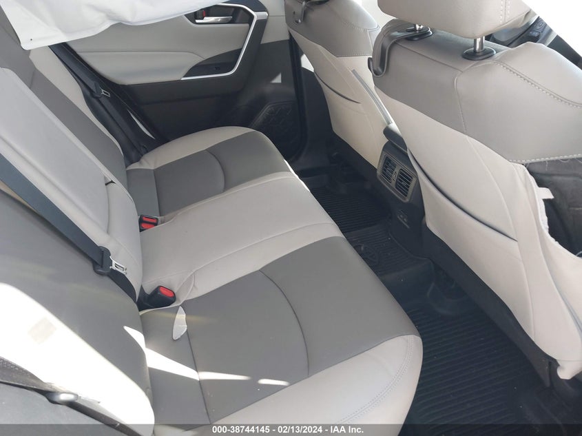 2024 TOYOTA RAV4 XLE - 2T3W1RFVXRC257689