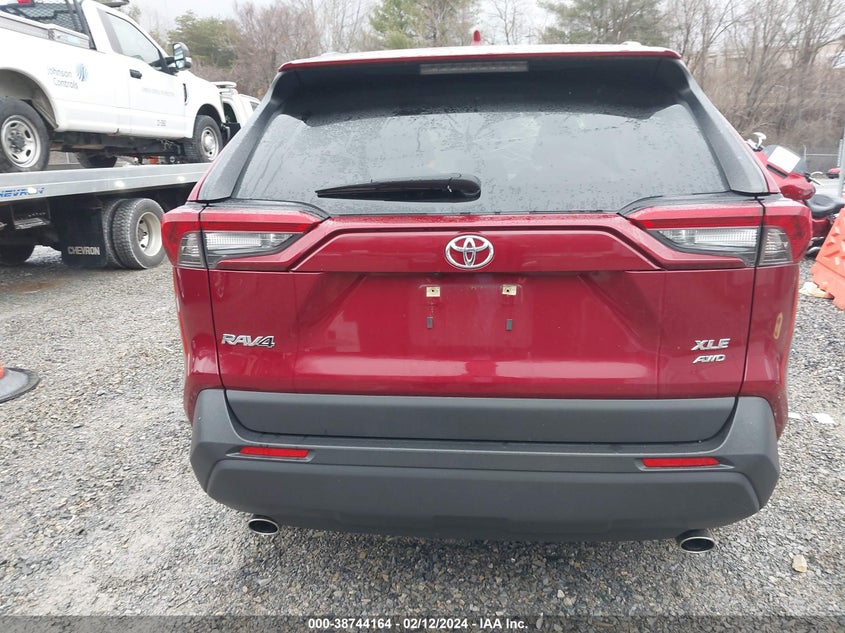2019 TOYOTA RAV4 XLE - JTMP1RFV2KD037291