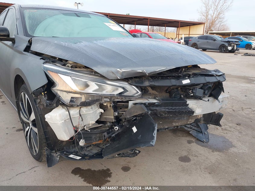 VIN 1N4BL4CV4KN320366 2019 NISSAN ALTIMA 2.5 SR